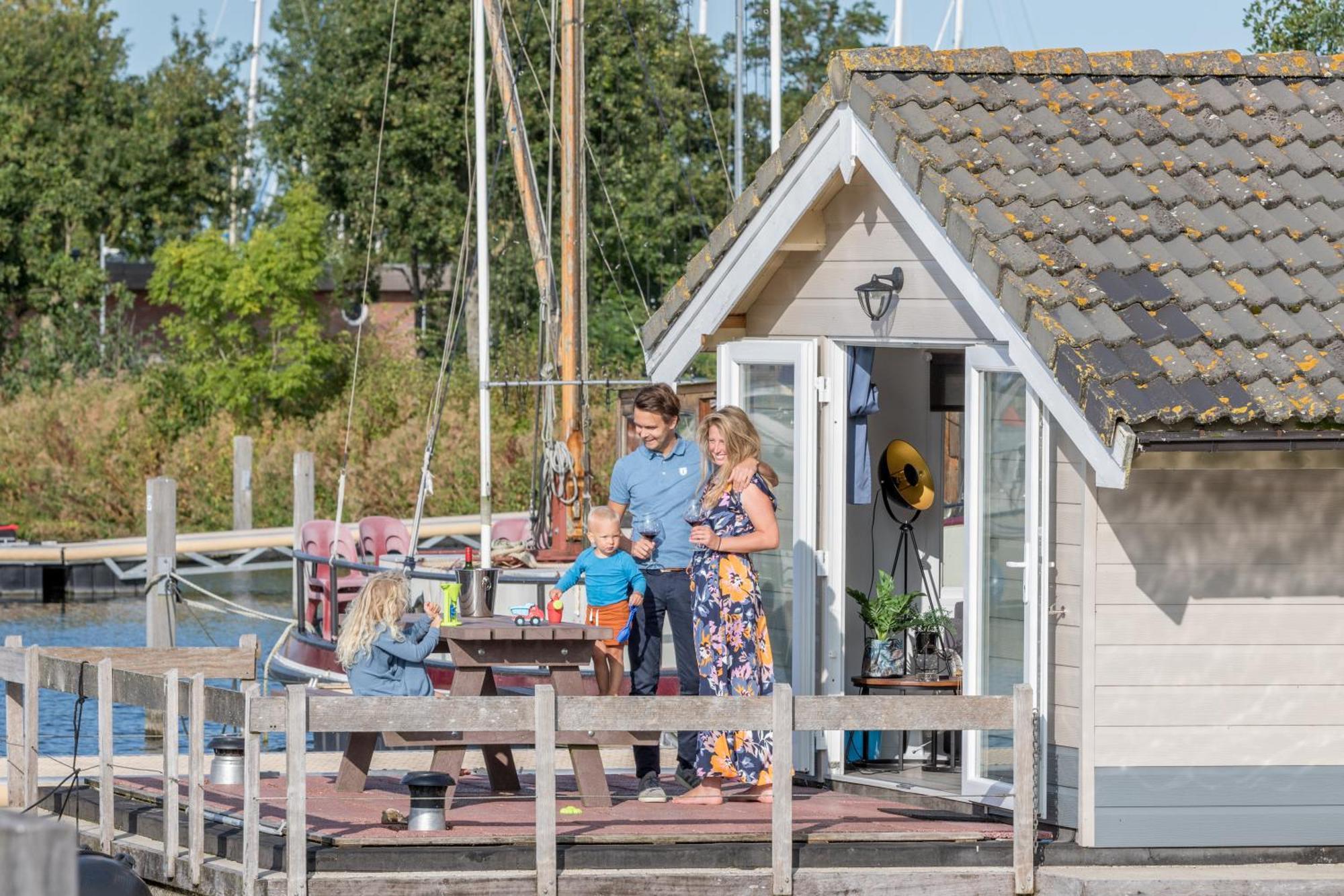 Marinaparcs Almere Eksteriør bilde